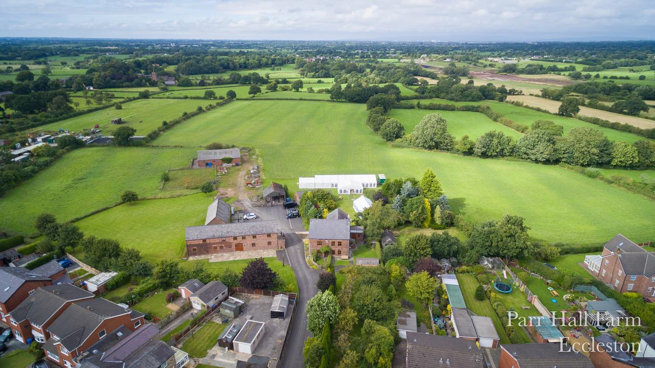 Parr Hall Farm Eccleston  Exteriör bild